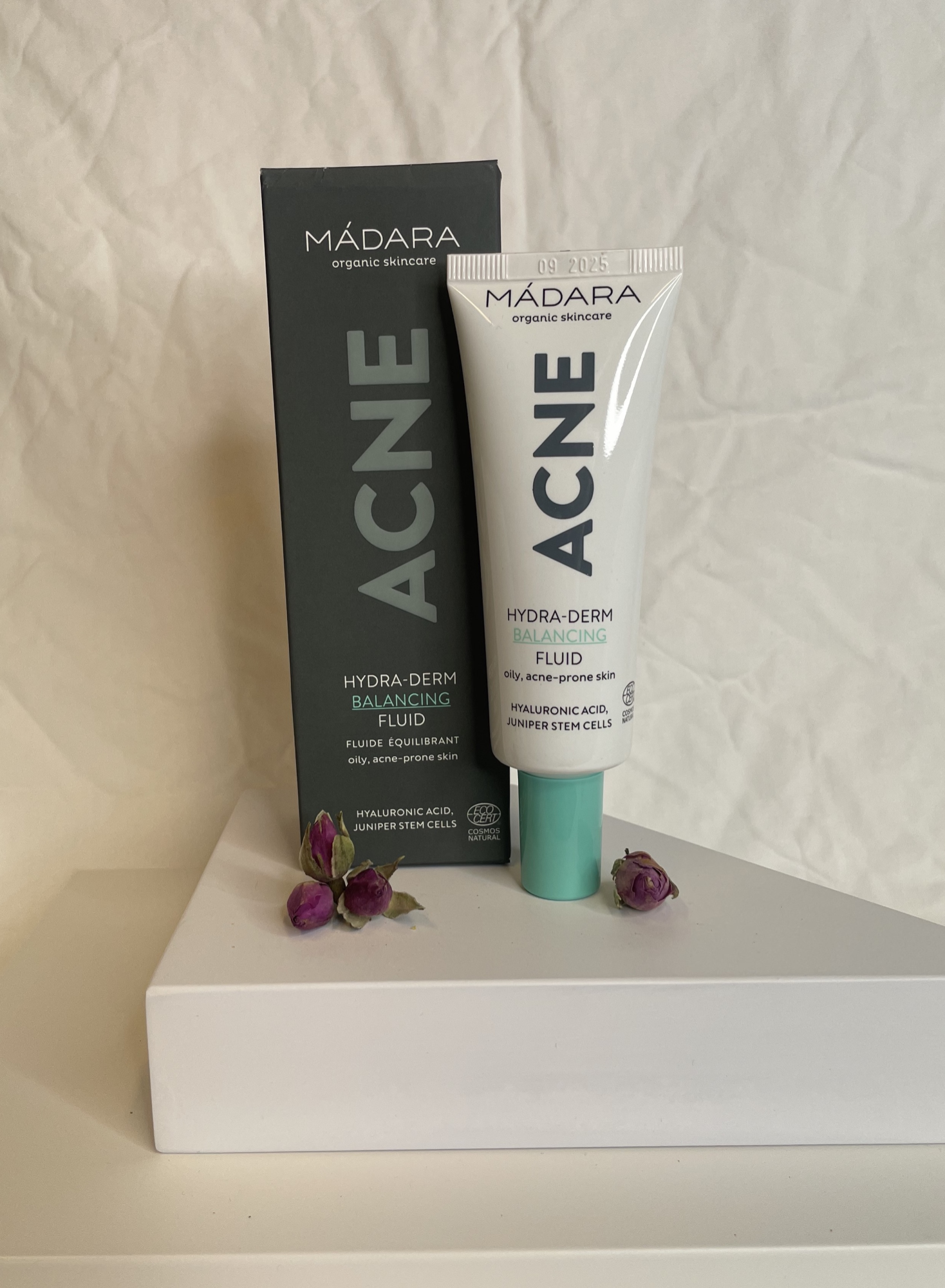 ACNE Hydra-Derm Balancing Fluid