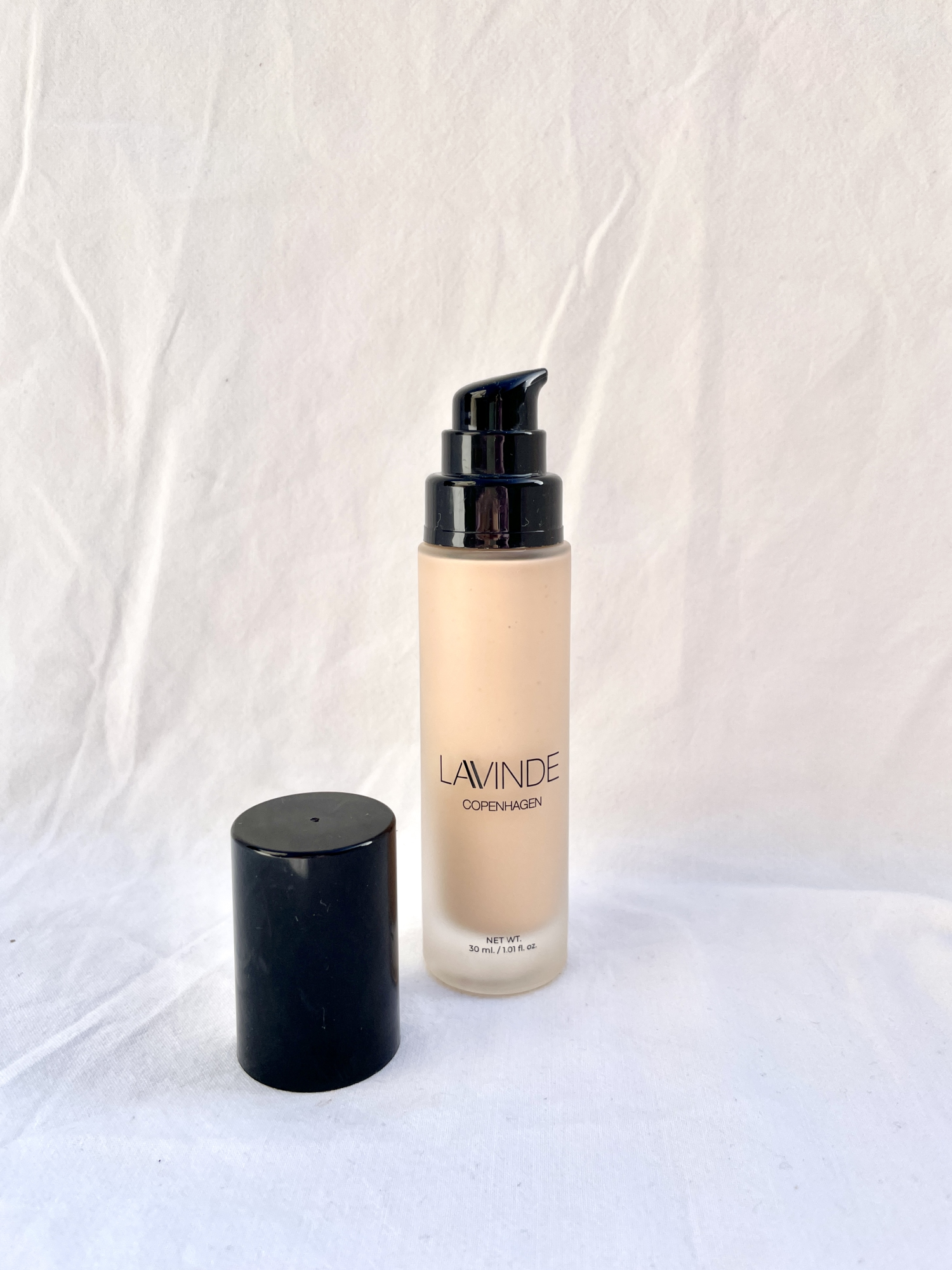 Natural Glow Liquid Foundation, 203 Sand